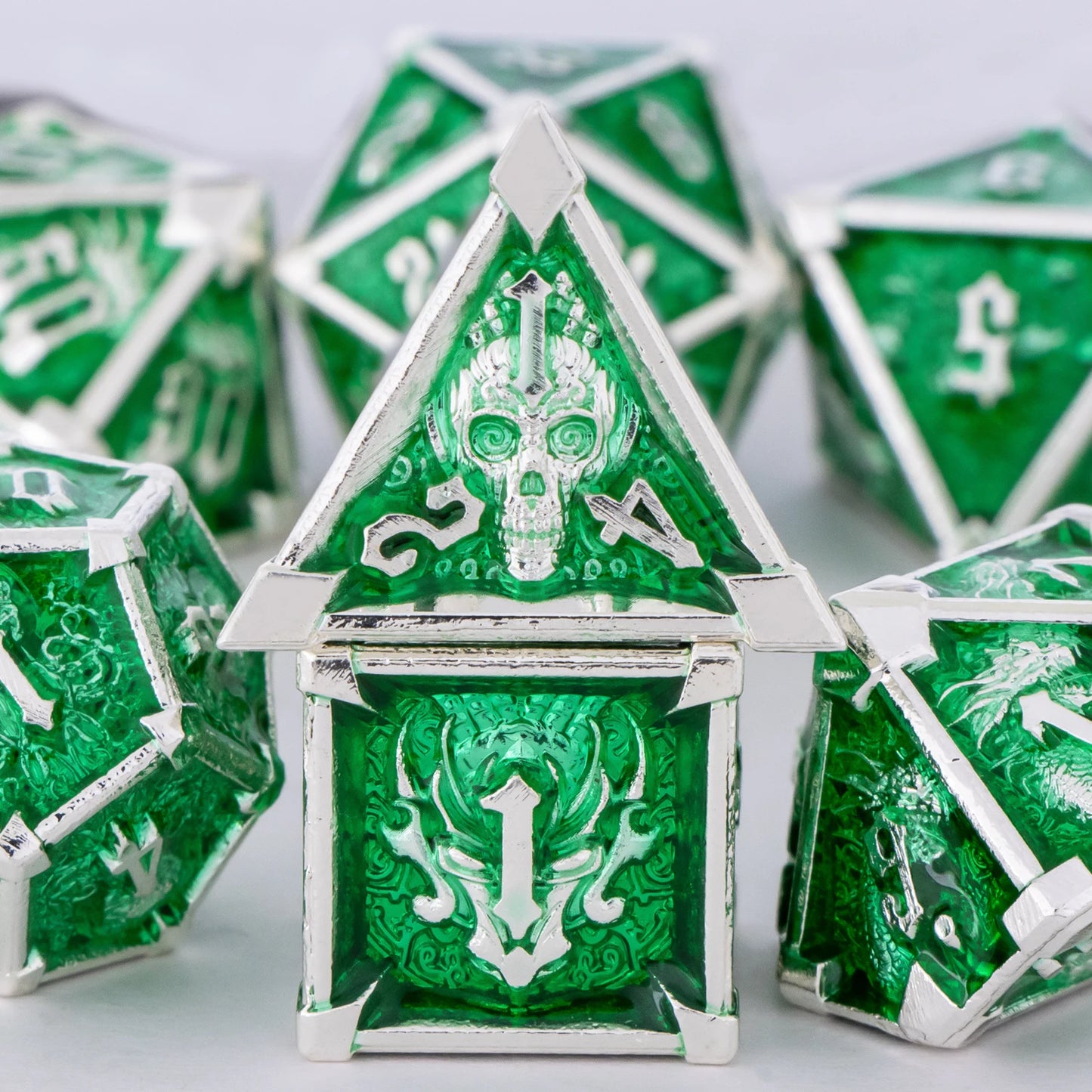 Metal Skull & Dragon Emblem Dice Set - What The Funk