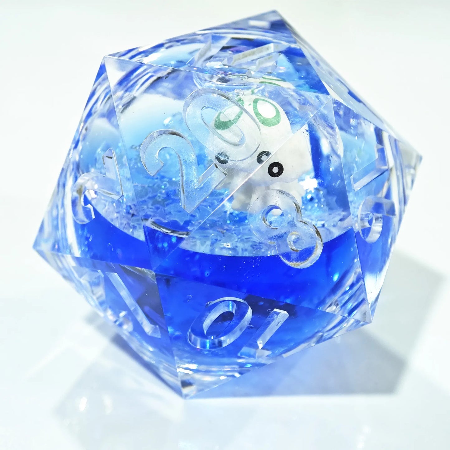 D20 Liquid Cord Floating Animal 50mm Dice - What The Funk