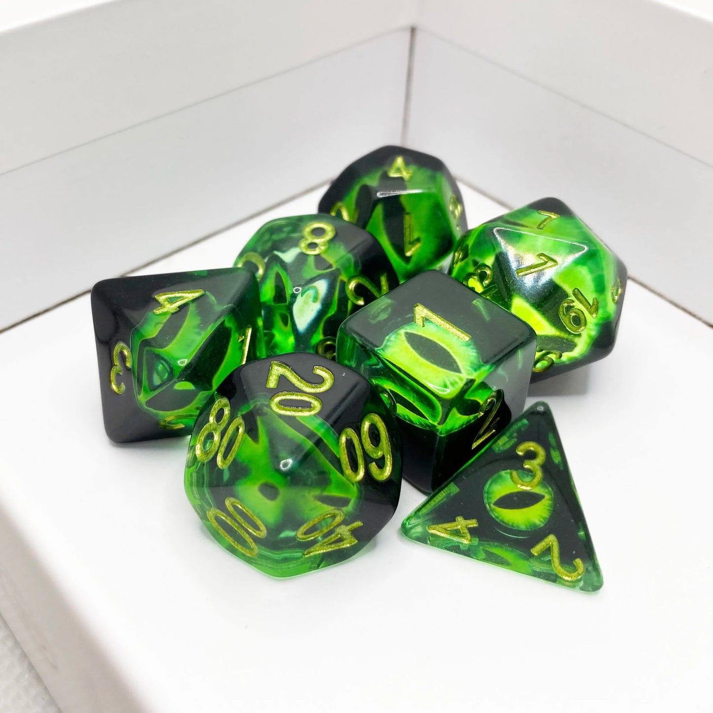 Sharp Resin Simple Dragon Eye Dice - What The Funk