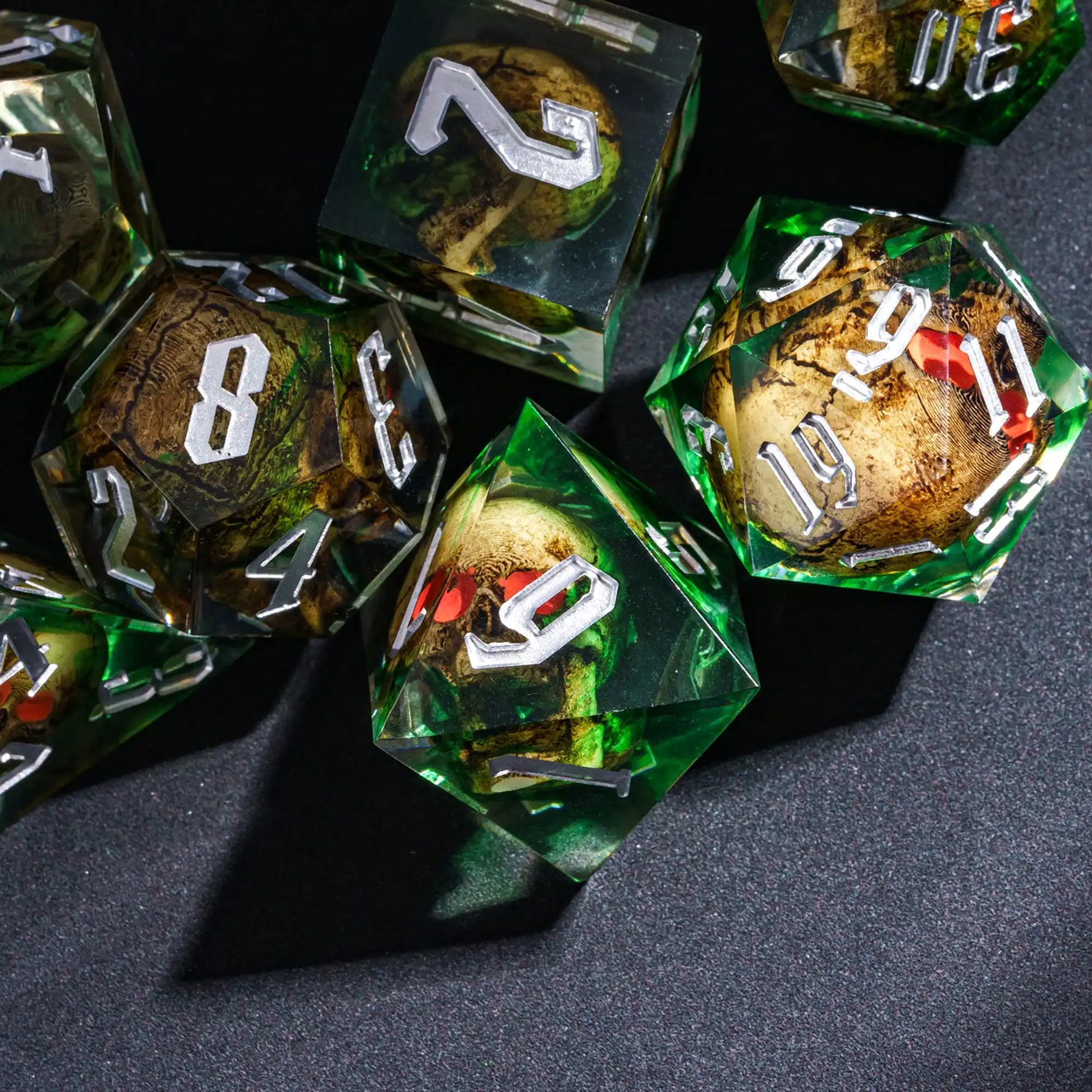 Sharp Edges Skull Dice Set - What The Funk