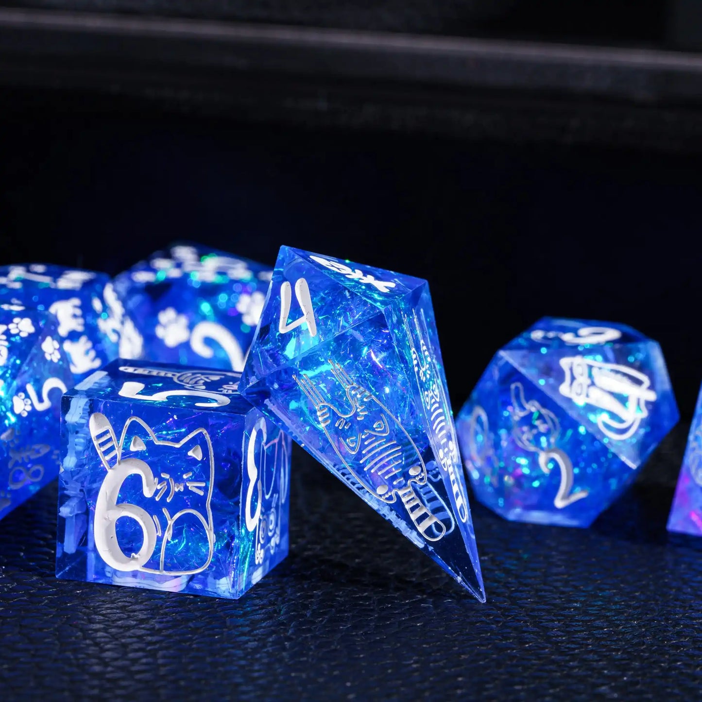 Sharp Edge Cute Cat Dice Set